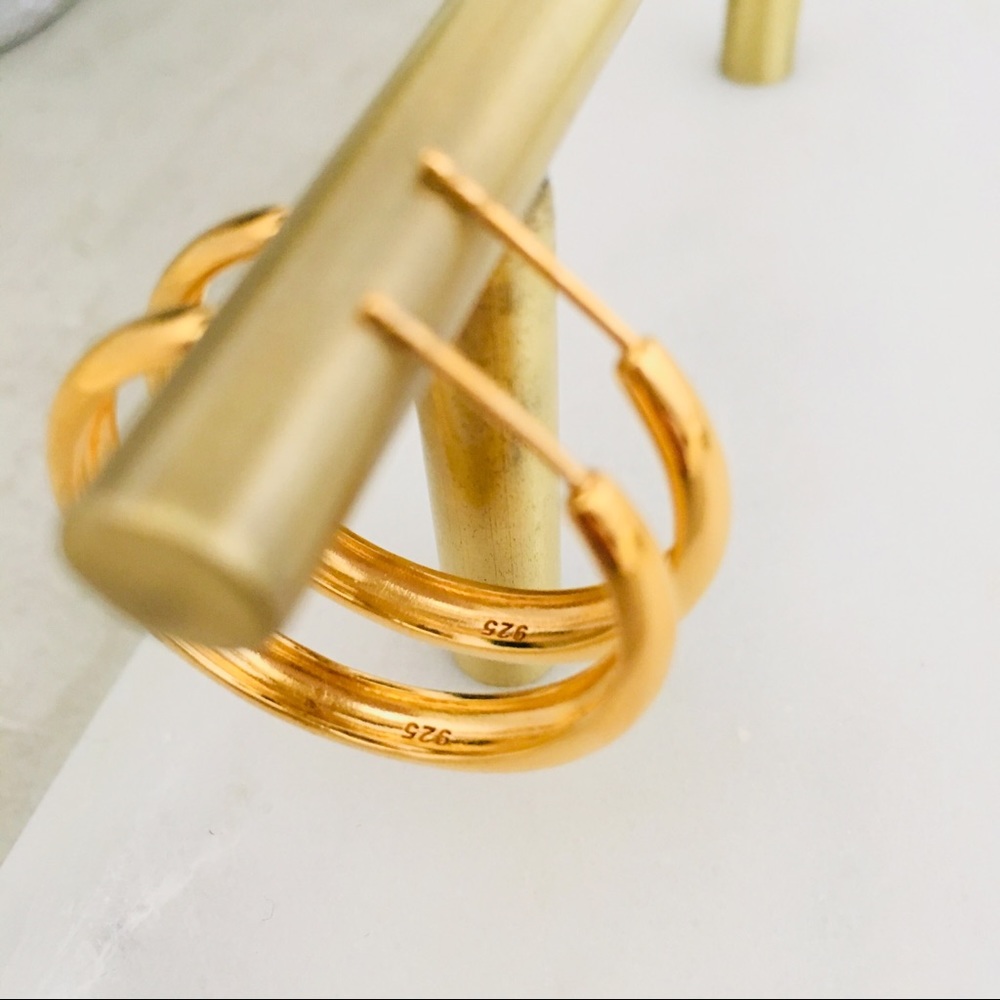 J. CREW Demi-fine 14k Gold-Plated Hoop Earrings - Picture 4 of 8